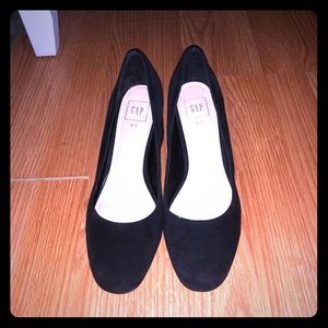 Gap Black heels size 8.5